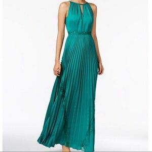 Adrianna Papell long pleated green gown